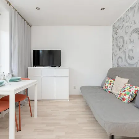 Apartment Blisko Plazy Przymorze By Renters